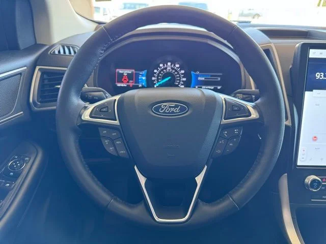 2024 Ford Edge SEL - Photo 15