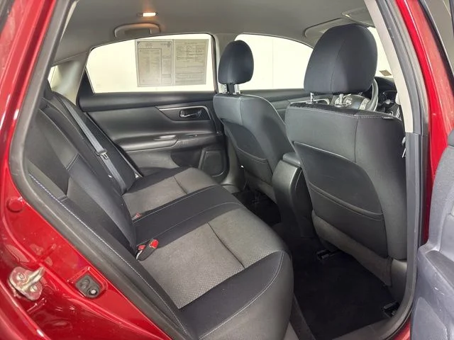 Used 2017 Scarlet Ember Nissan 2.5 SR image 5