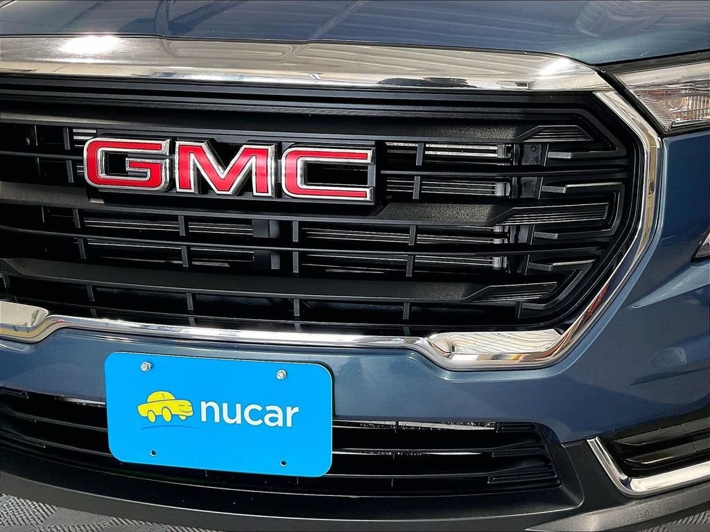 Used 2024 Downpour Metallic GMC SLE image 32