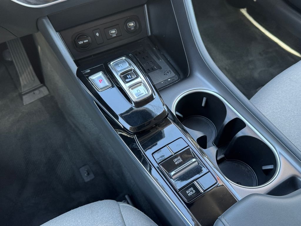 Used 2020 Gray Hyundai SEL image 17