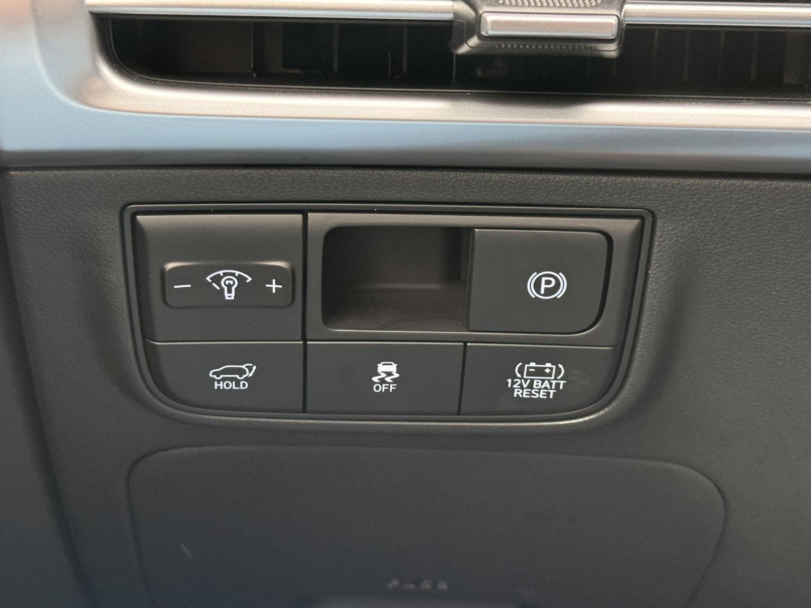 2025 Hyundai Tucson Limited - Photo 33