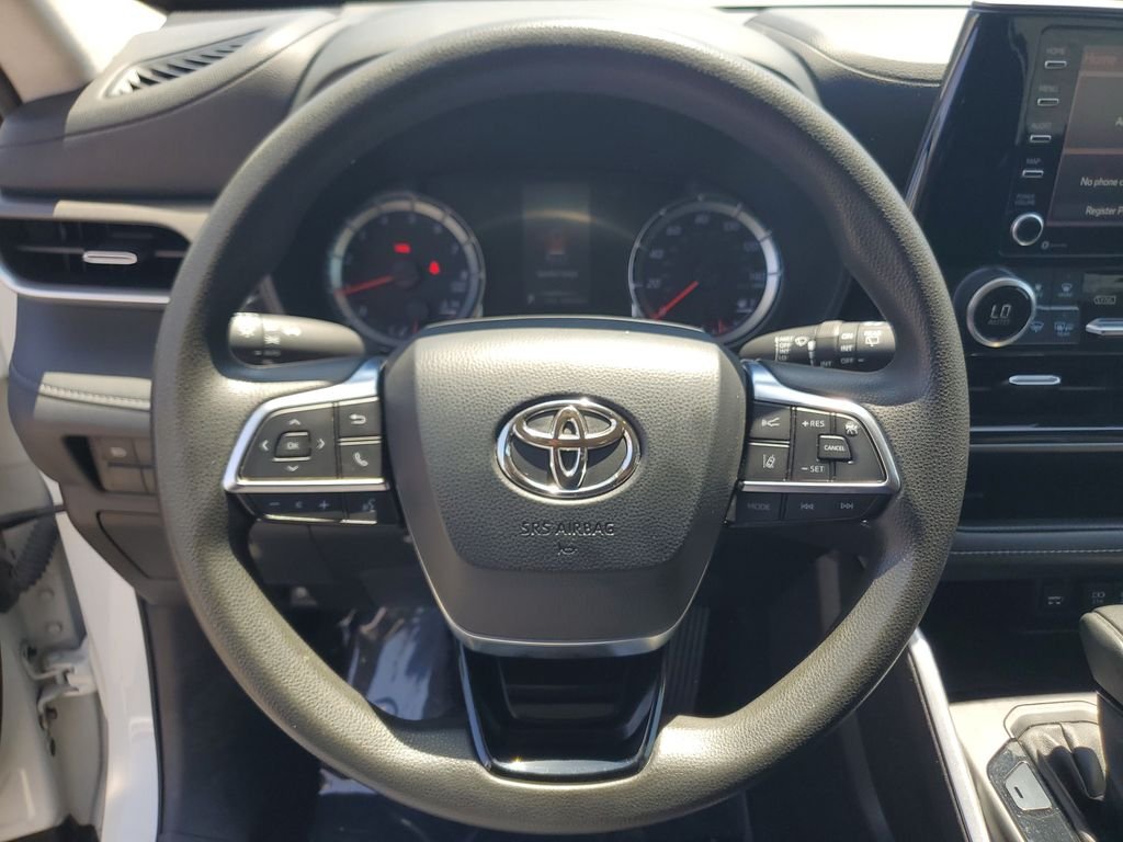 Certified Used 2021 White Toyota L image 22