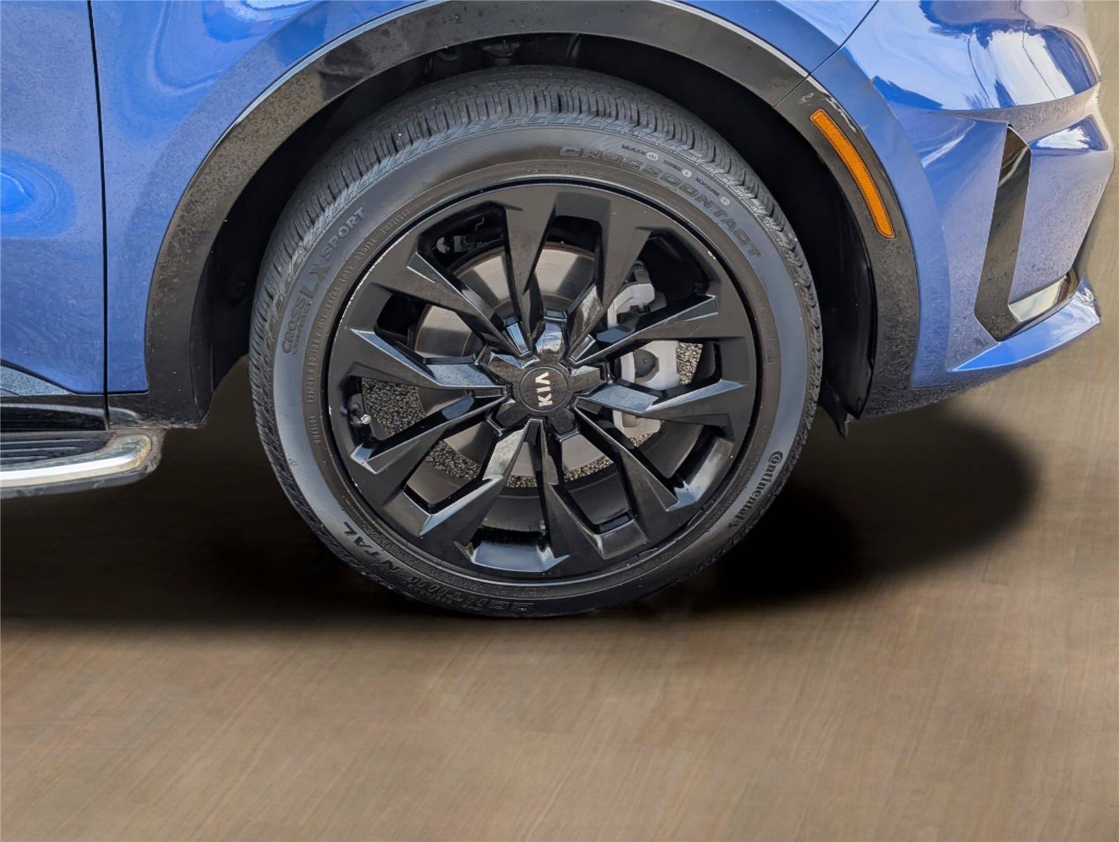 Used 2021 Blue Kia SX Prestige image 6