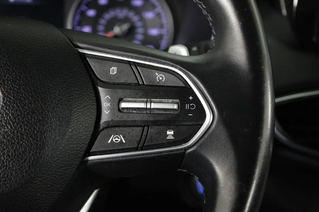 Used 2023 Gray Hyundai SEL image 29