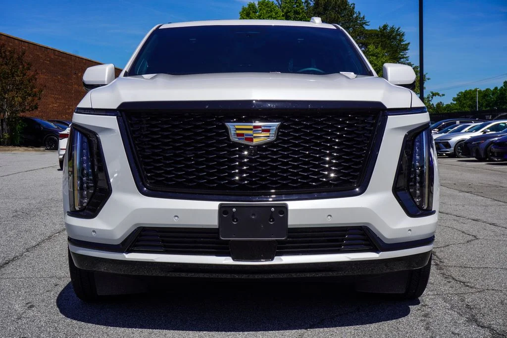 Used 2025 White Cadillac Sport image 34