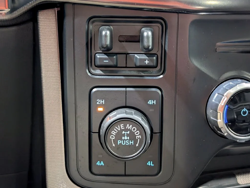 Certified Used 2024 Carbonized Gray Metallic Ford Platinum image 8