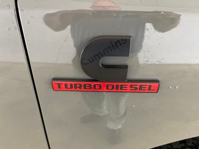 New 2026 Ceramic Gray Clear-Coat Exterior Paint RAM Laramie image 8