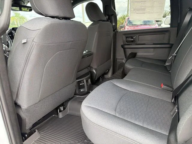 Photo 11
