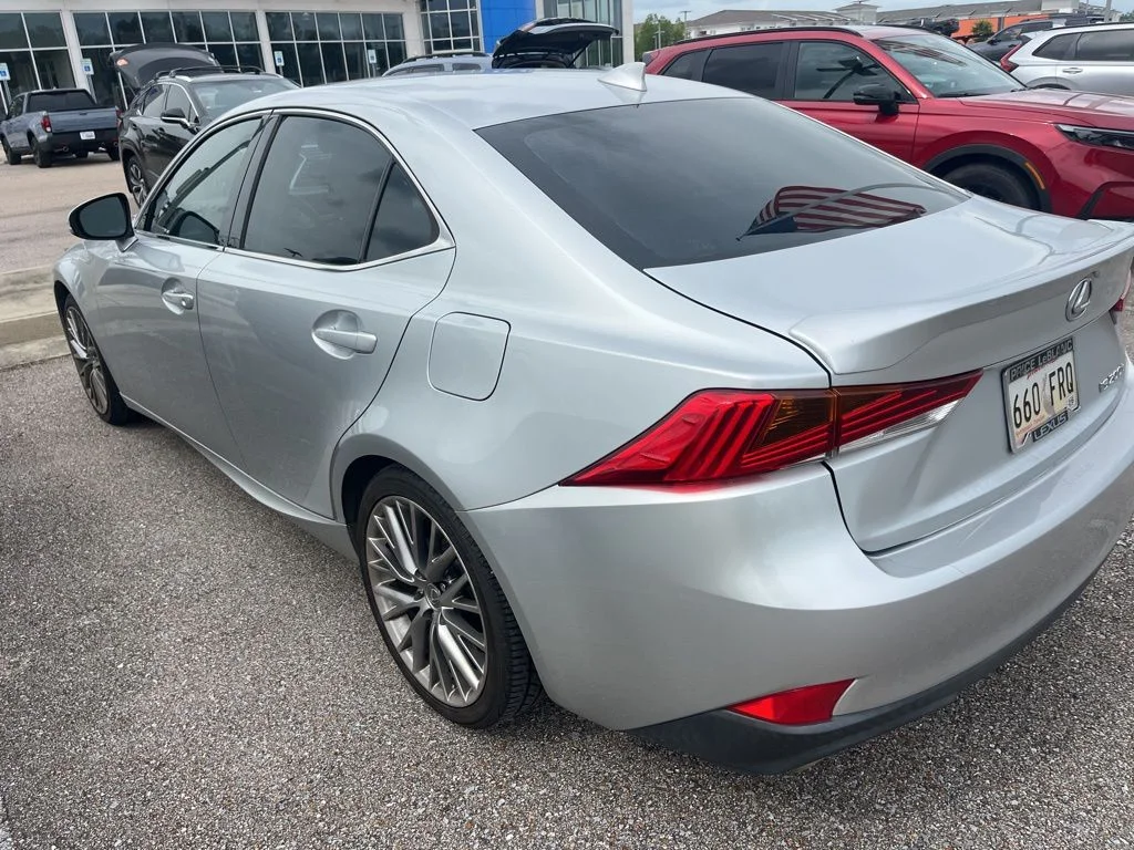 Used 2017 Silver Lexus 200t image 4
