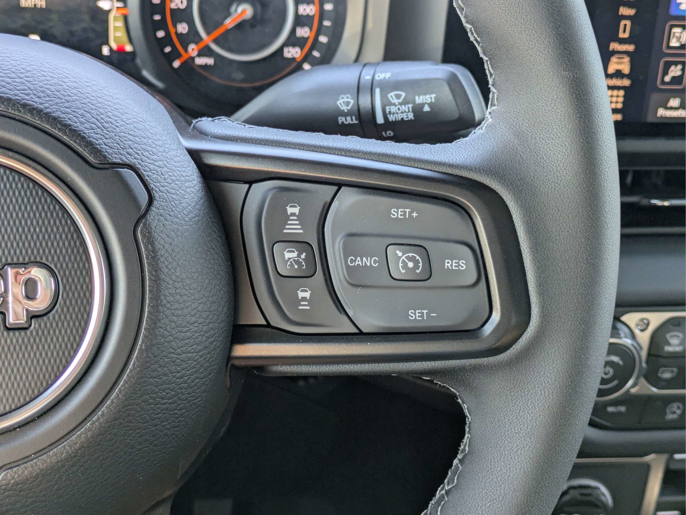 Used 2026 Bright White Clearcoat Jeep Mojave X image 25