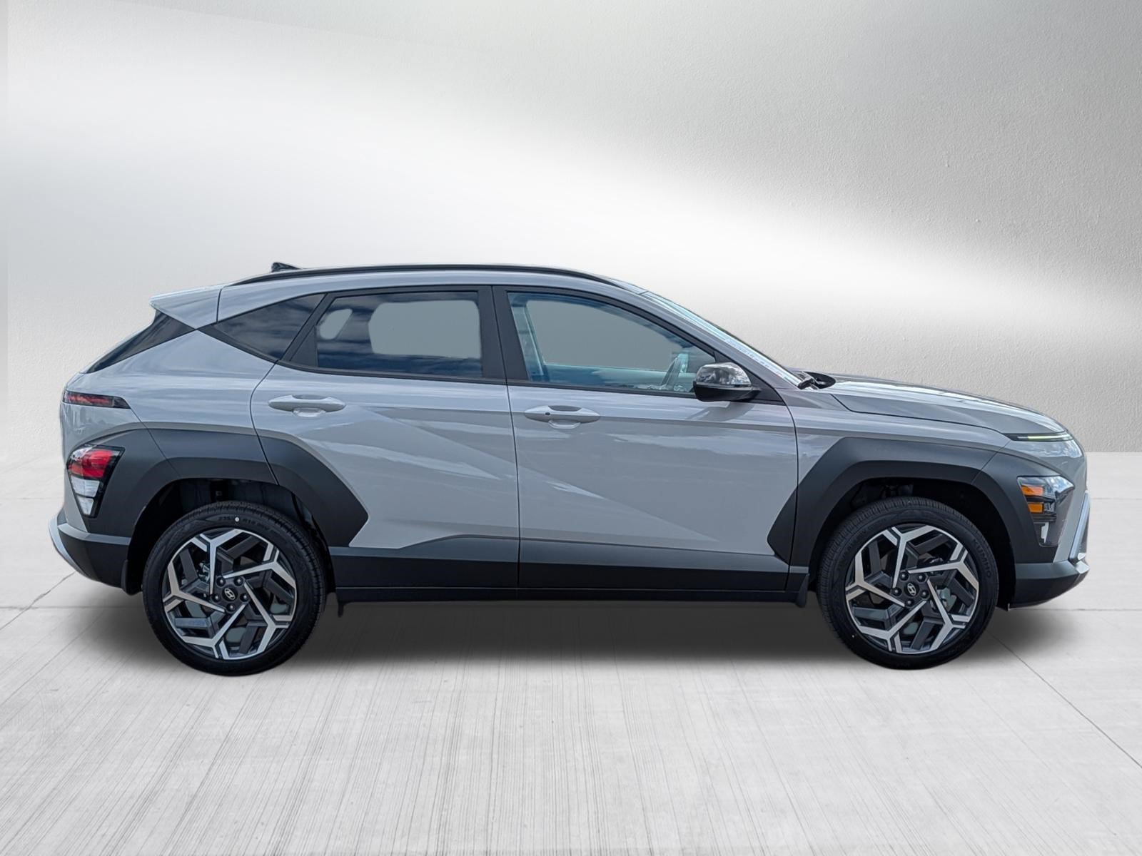 Certified Used 2026 Cyber Gray Metallic Hyundai SEL Premium image 8