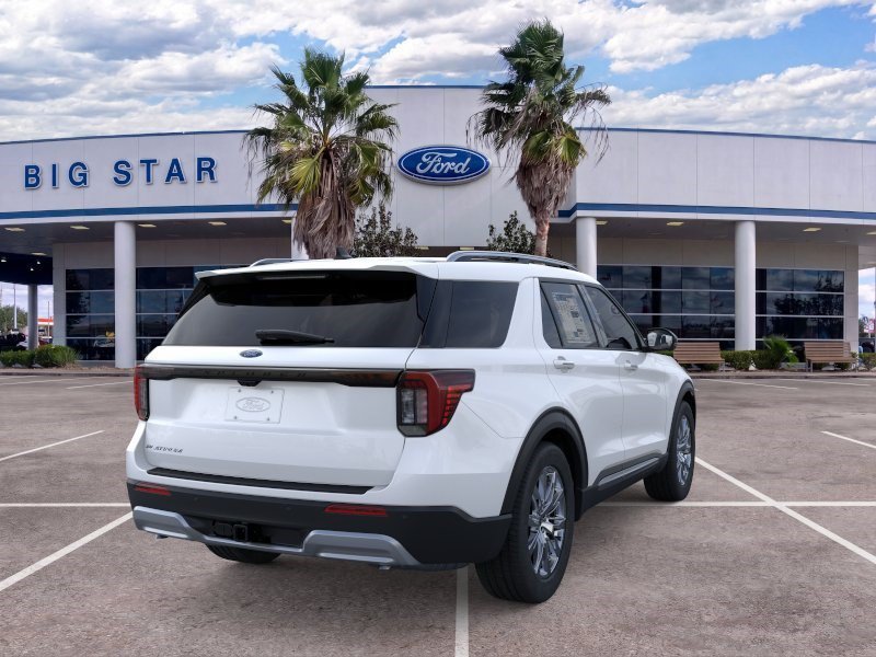 New 2026 Star White Metallic Tri-Coat Ford Platinum image 8