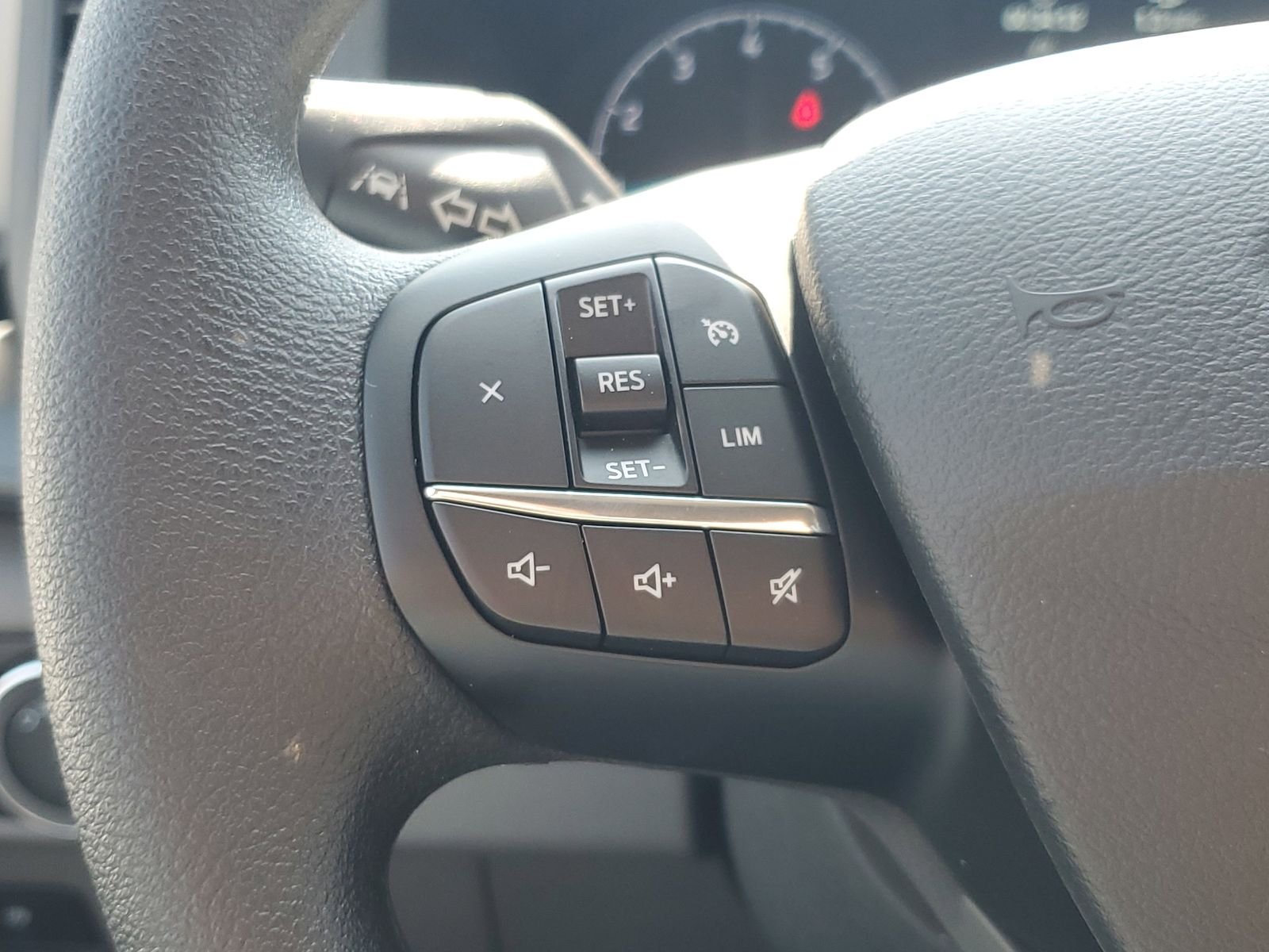 2025 Ford Transit Passenger Van XL - Photo 32