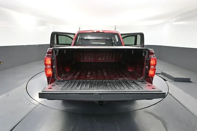 Used 2016 Red Chevrolet LT image 34