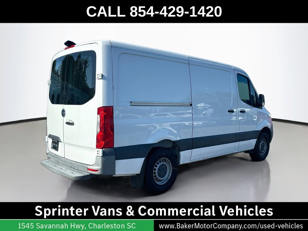 Used 2020 White Freightliner Base image 9