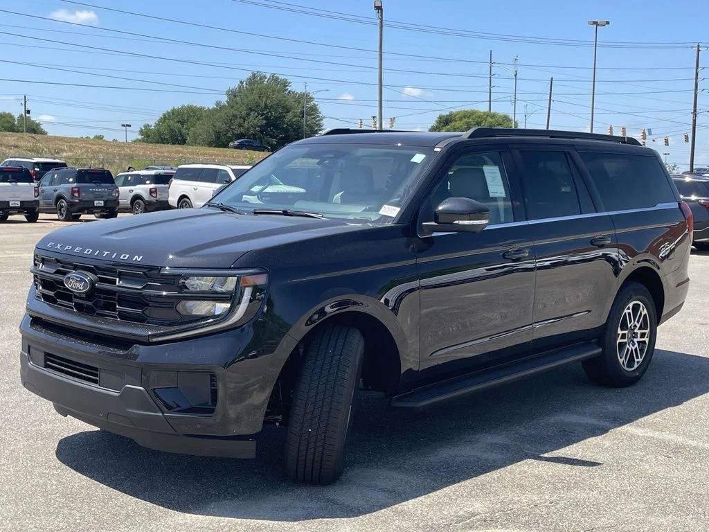 New 2026 Agate Black Metallic Ford Active image 7