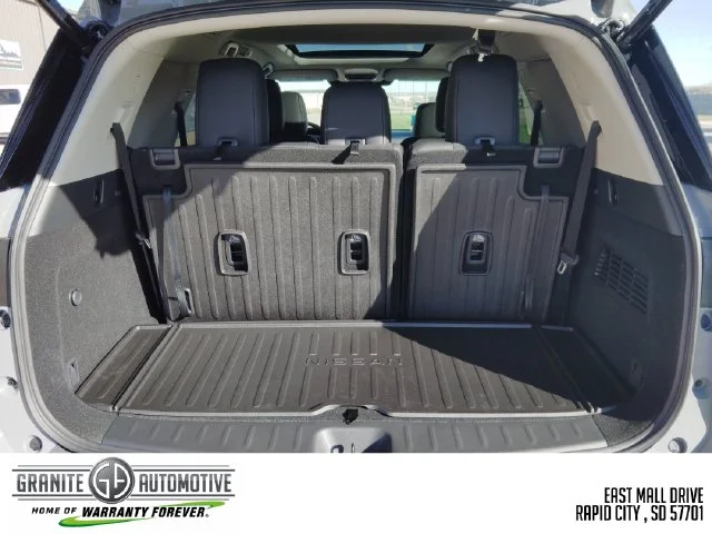 New 2026 Boulder Gray Pearl Nissan Platinum image 23