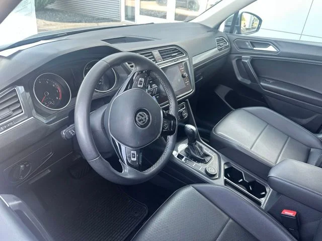 Used 2021 Silver Metallic Volkswagen 2.0T SE image 13