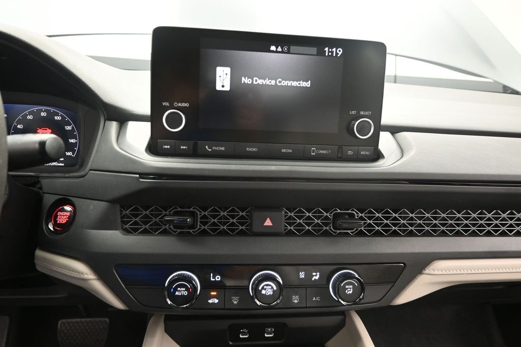 Used 2024  Honda LX image 15