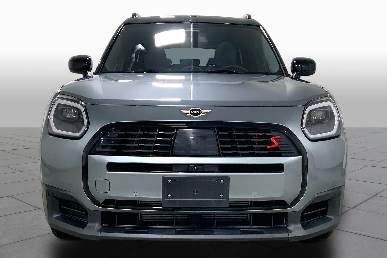 Certified Used 2025 Smokey Green Metallic MINI S image 3