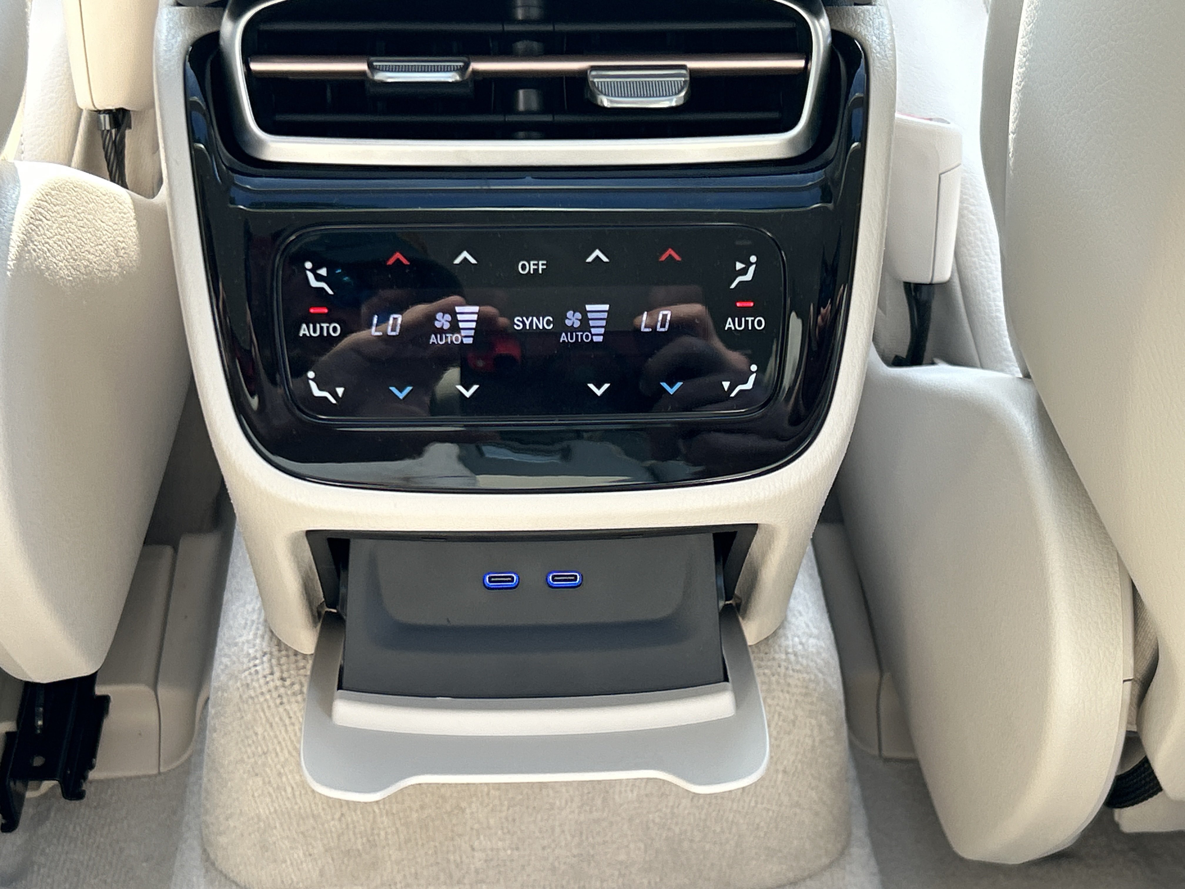 New 2026 Sonoran Brown Metallic Mercedes-Benz EQS 450 4MATIC® Sedan image 37