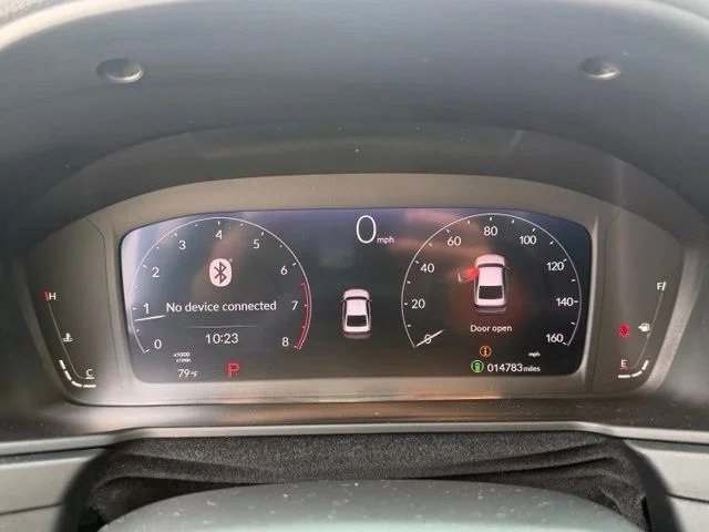 Used 2023 White Honda LX image 26