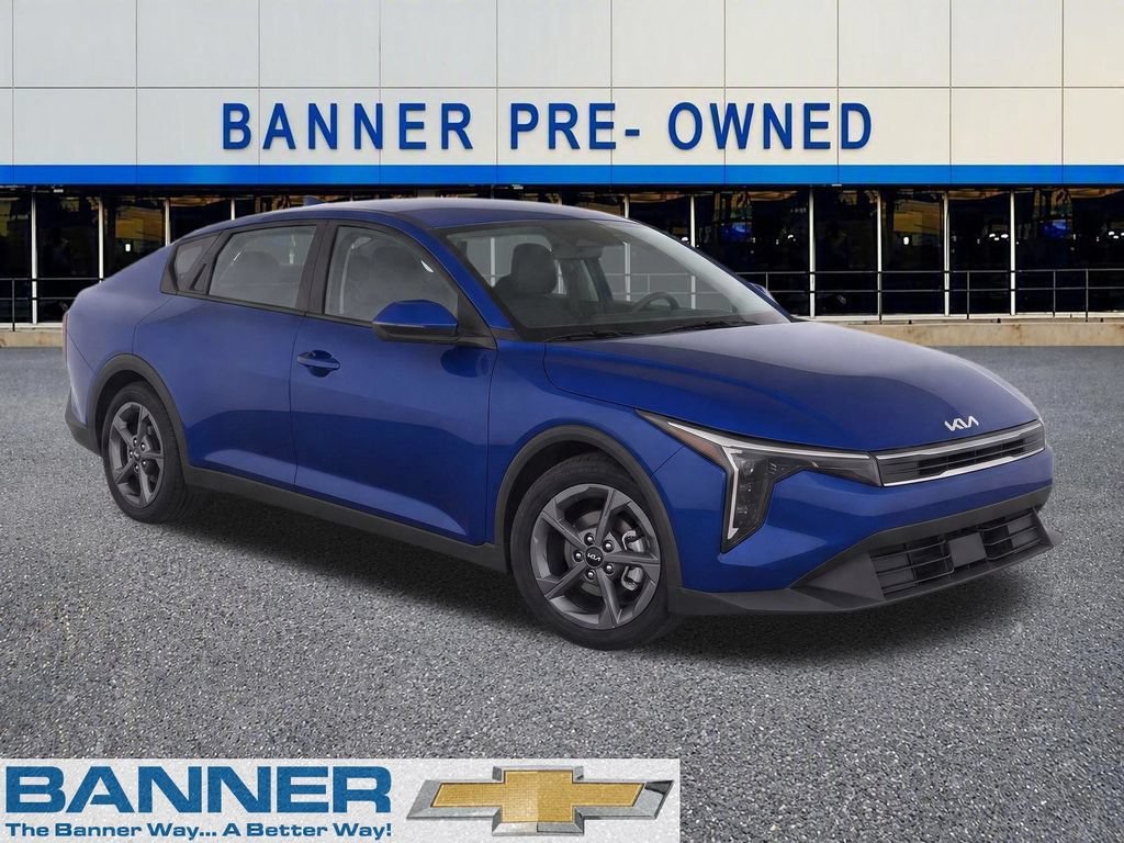 2025 Kia K4 LXS