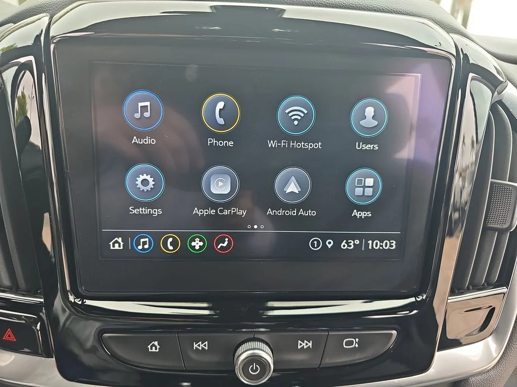 Used 2022 White Chevrolet LT image 23