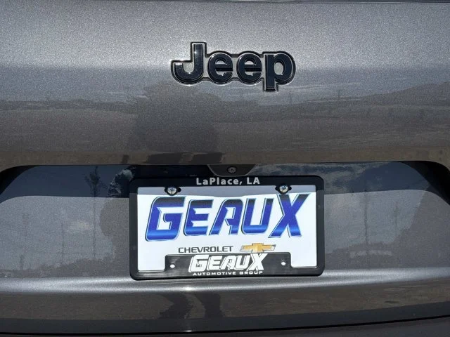 Used 2025 Gray Jeep Altitude X image 52