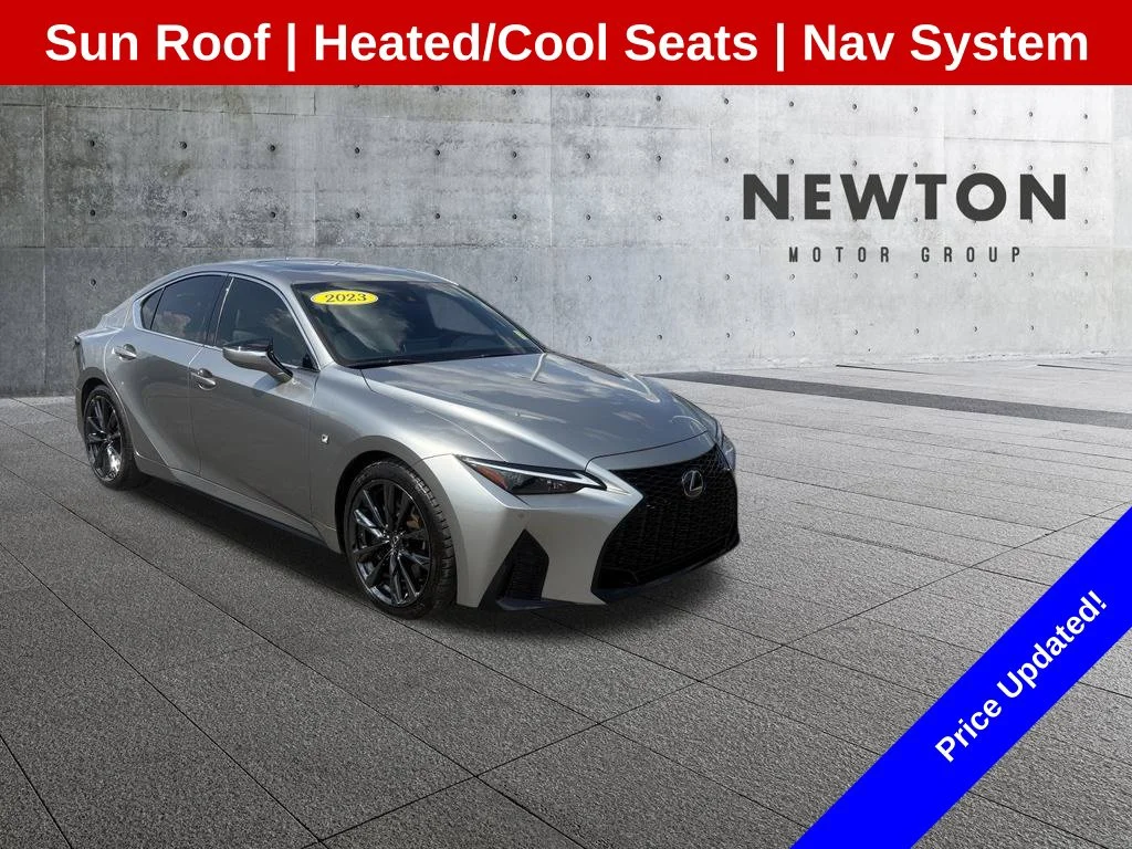 2023 Lexus IS