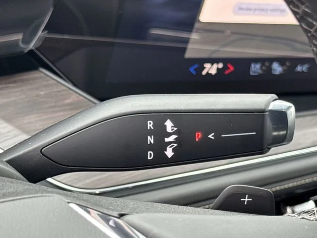 2026 Chevrolet Suburban Premier - Photo 19