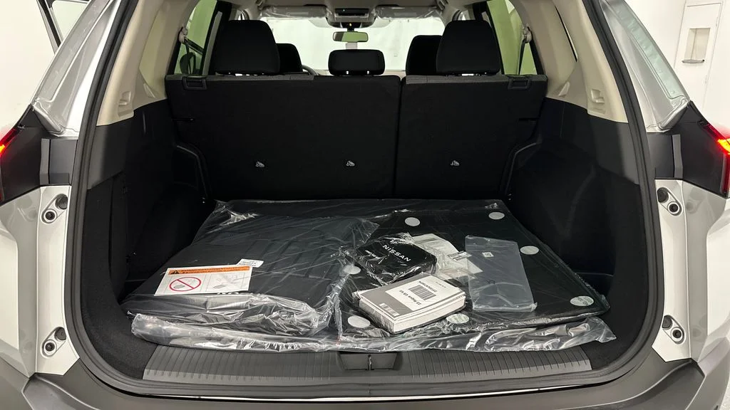 Certified Used 2023 Silver Nissan SV image 13
