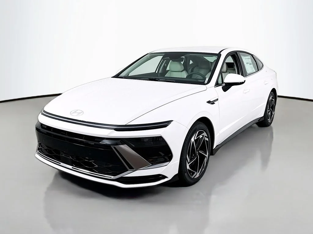 New 2026 Serenity White Hyundai SEL Sport image 3