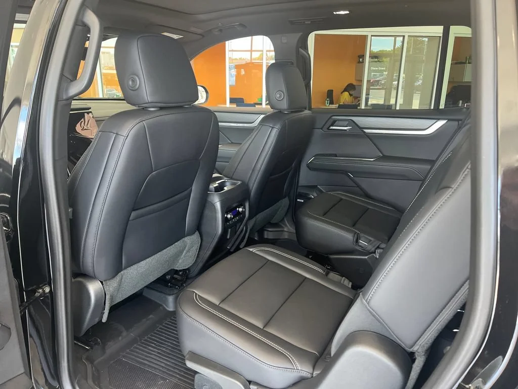 2026 GMC Acadia Elevation - Photo 13