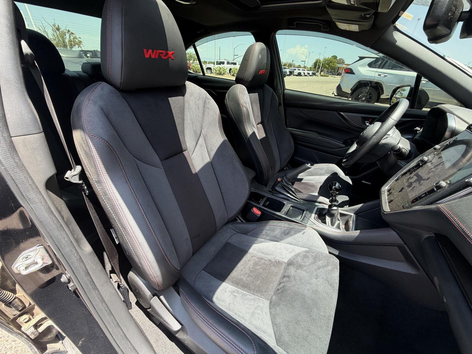 Used 2022 Crystal Black Silica Subaru Limited image 28