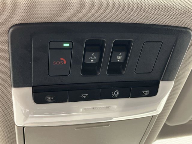Used 2023 Pearl White Tricoat Nissan SV image 25