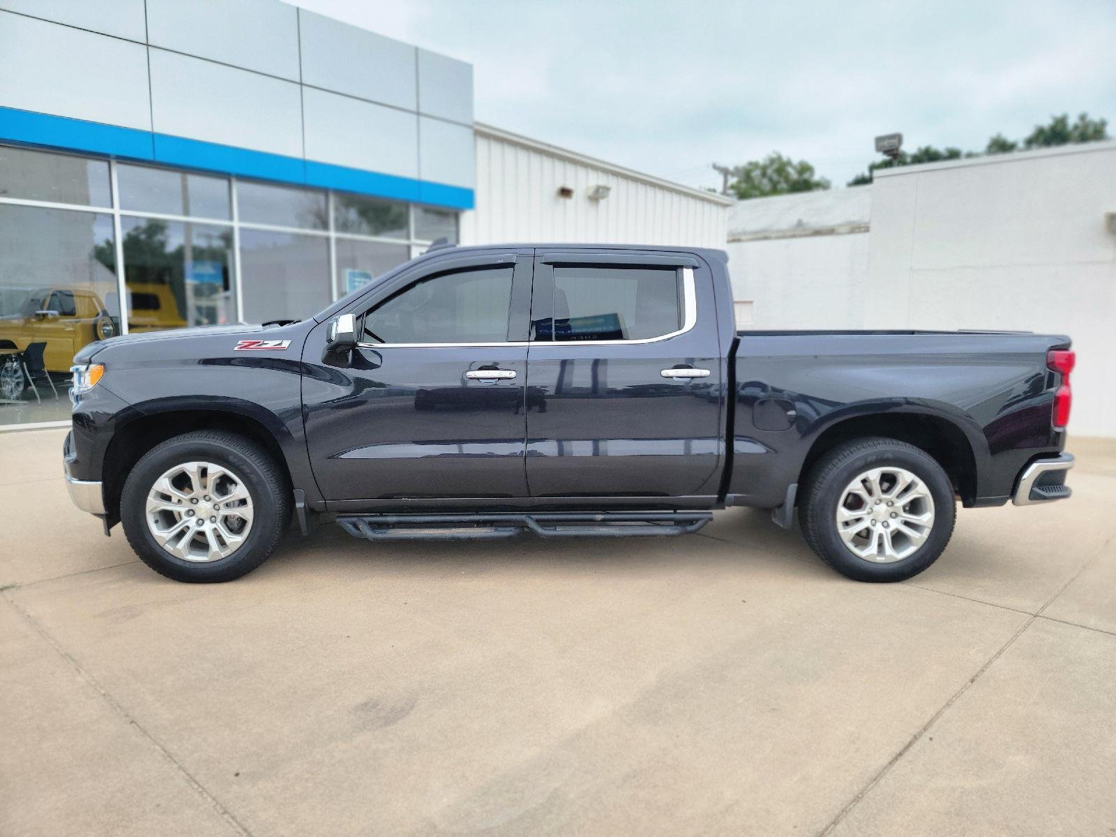 Used 2022 Dark Ash Metallic Chevrolet LTZ image 6