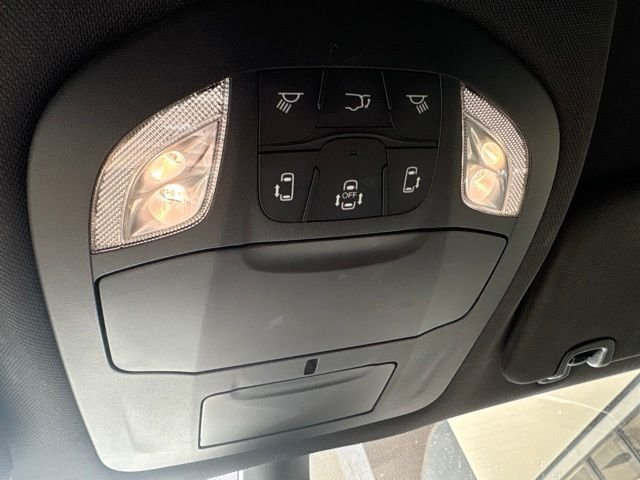 Used 2025 Black Chrysler Select image 15