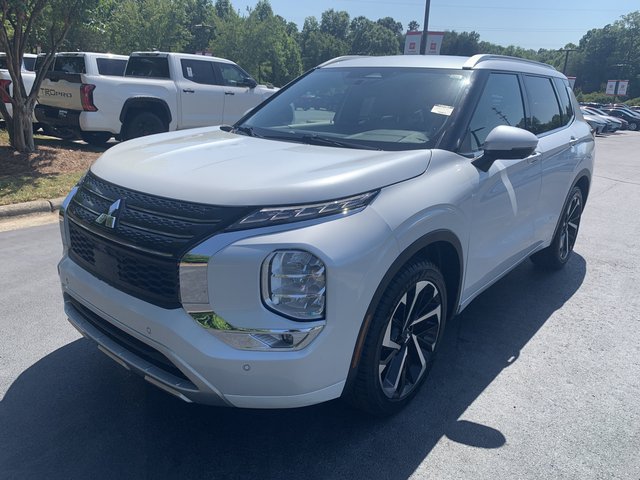 2023 Mitsubishi Outlander SEL