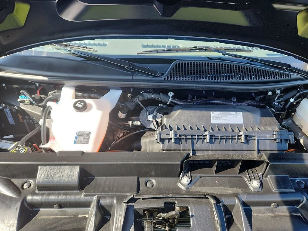 2025 Chevrolet Express Cargo Work Van - Photo 28
