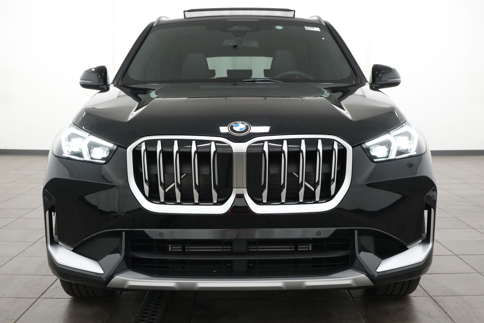 New 2027 Jet Black BMW xDrive28i image 8