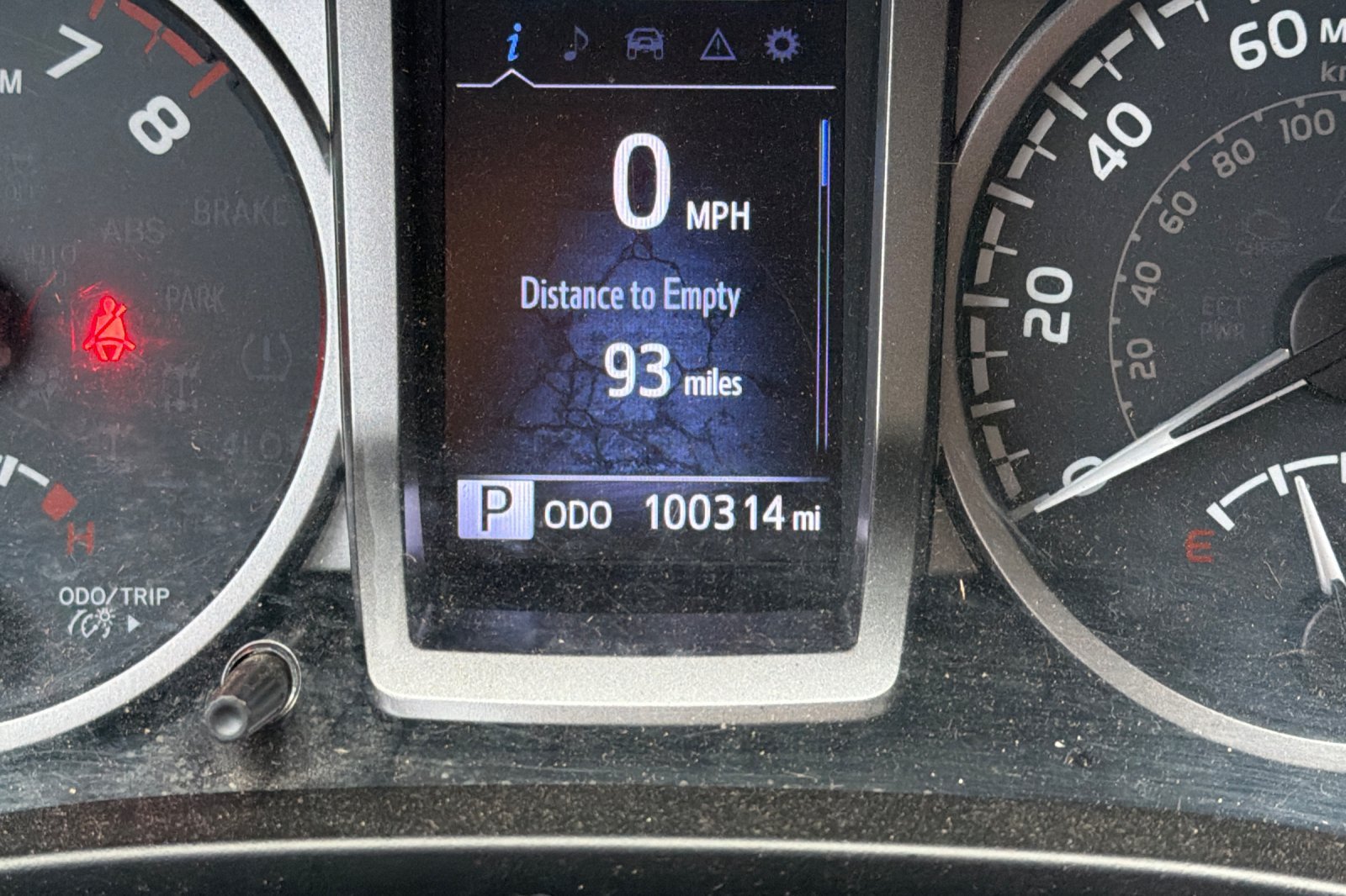 Used 2019 White Toyota SR5 image 32