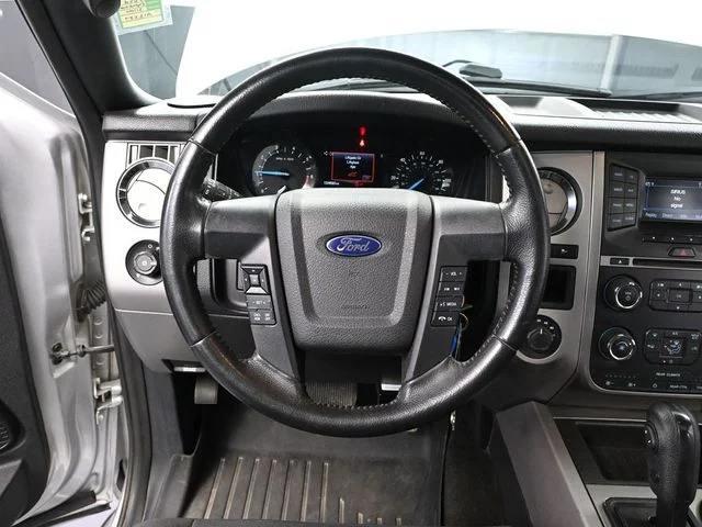 2017 Ford Expedition XLT - Photo 25