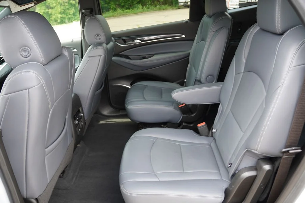 Used 2022 Summit White Buick Premium Group image 17