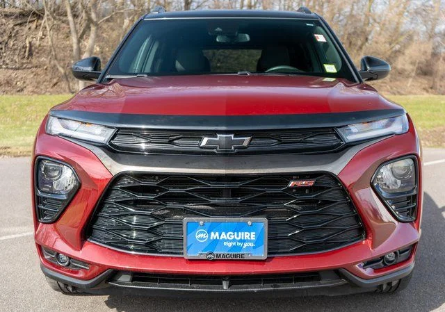 Used 2023 Red Chevrolet RS image 3