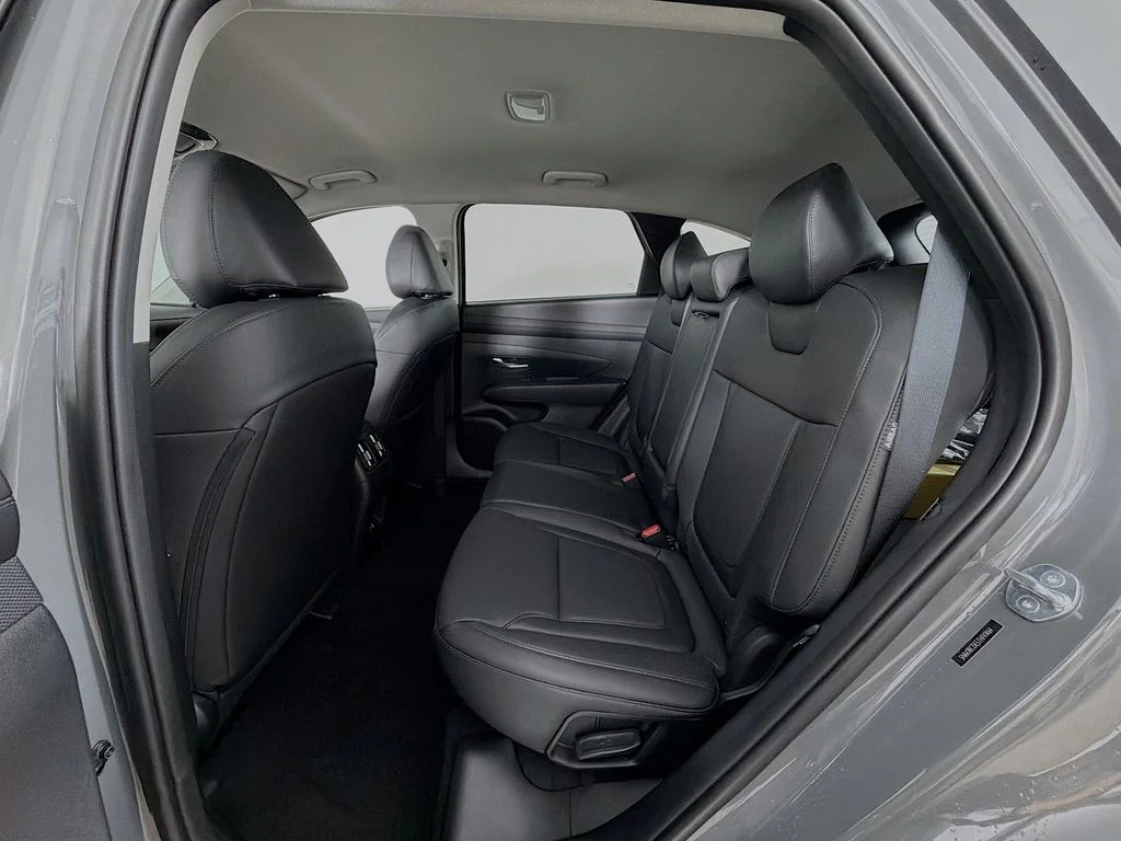 New 2026 Hampton Gray Hyundai SEL Plus image 23