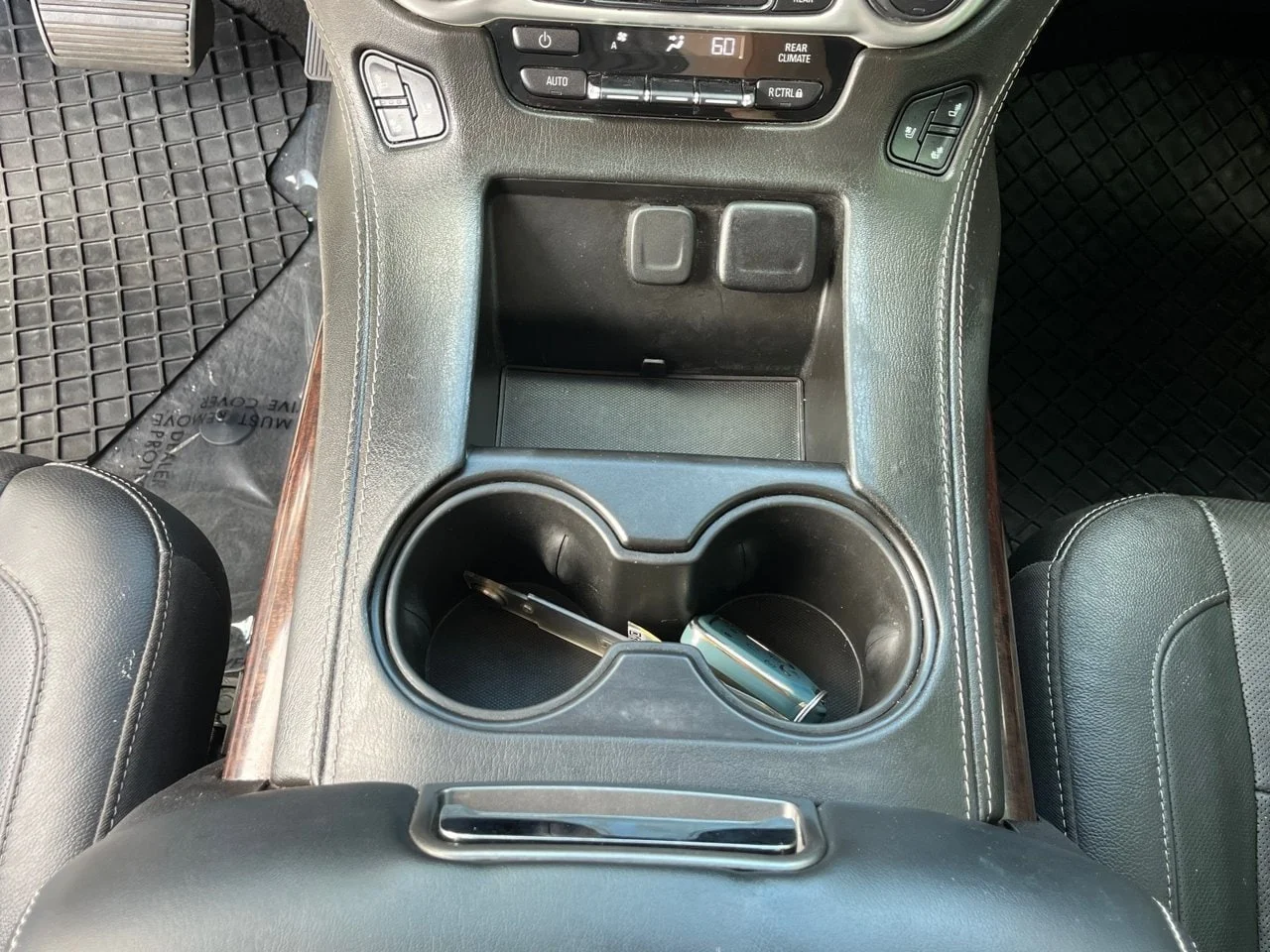 Used 2020 Onyx Black GMC SLT image 26