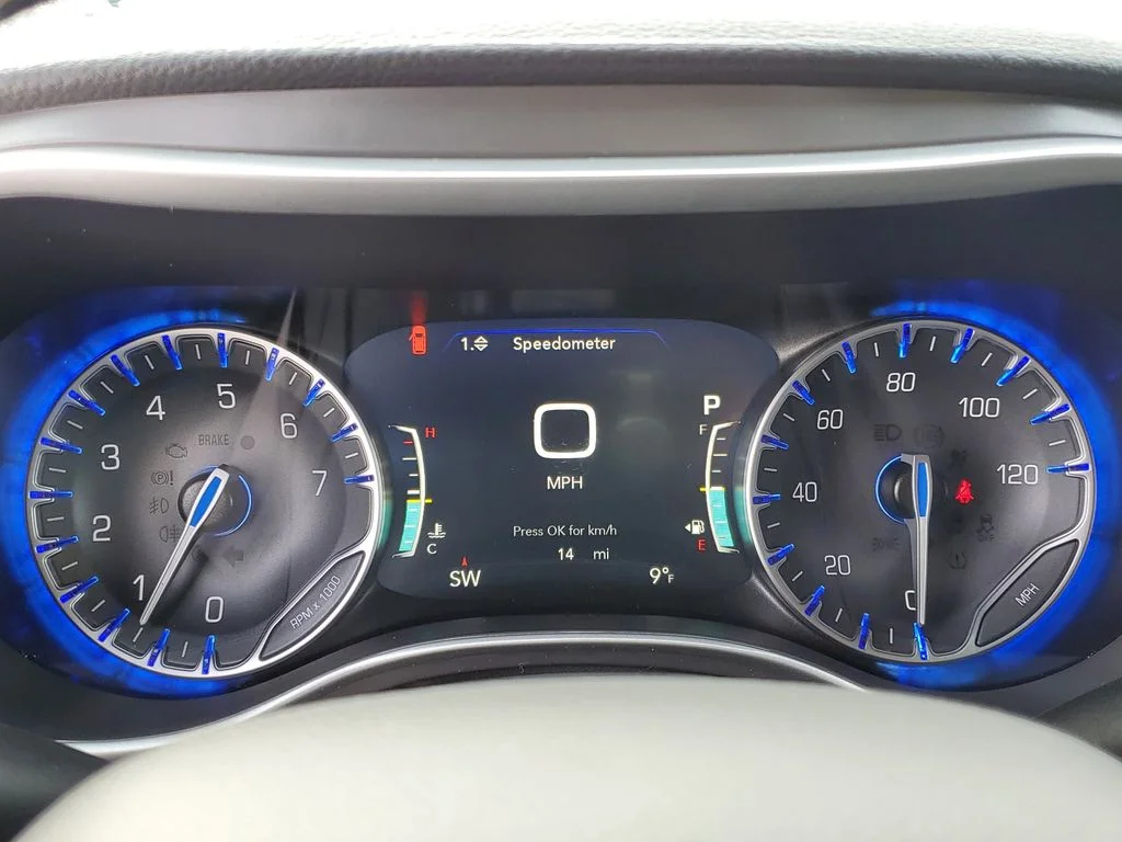 2026 Chrysler Pacifica Select - Photo 12