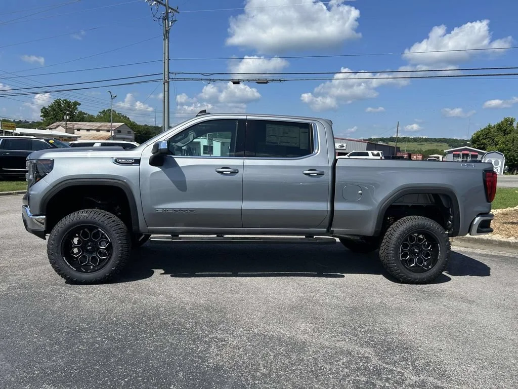 New 2026 Sterling Metallic GMC SLE image 7