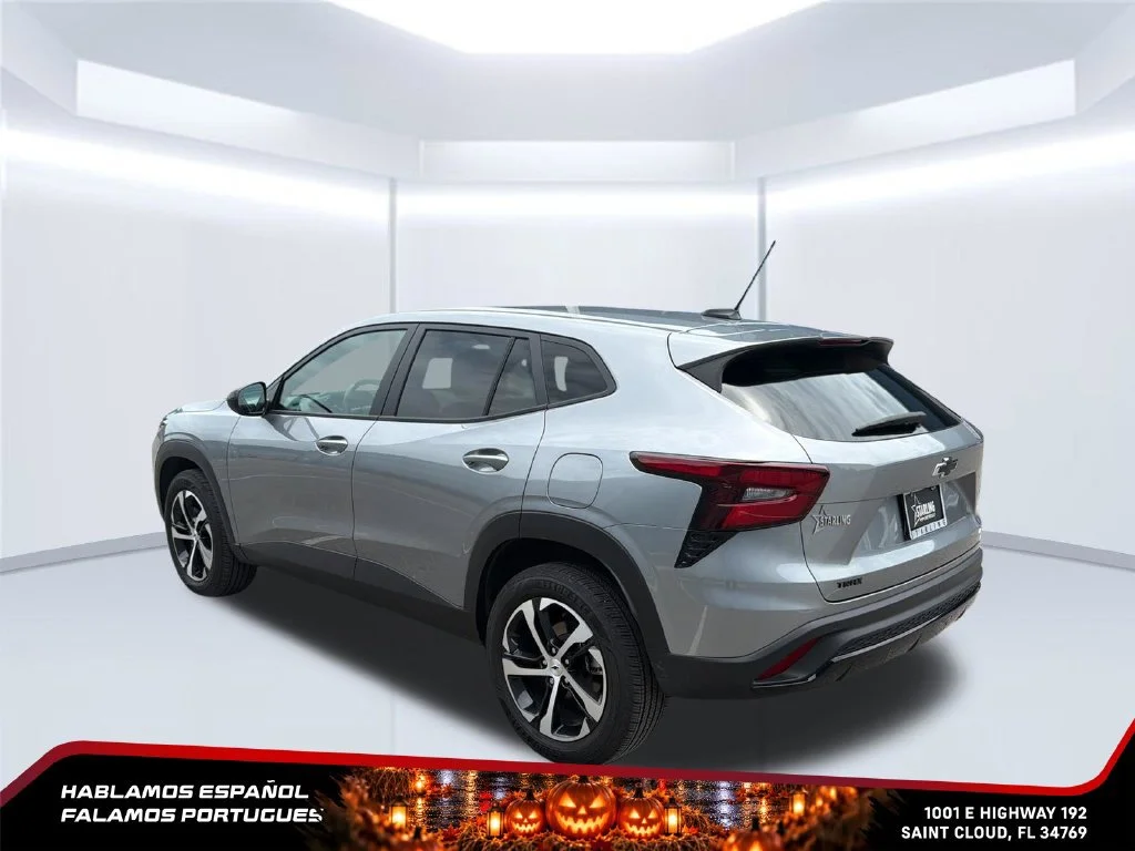 Used 2024 Sterling Gray Metallic Chevrolet 1RS image 4